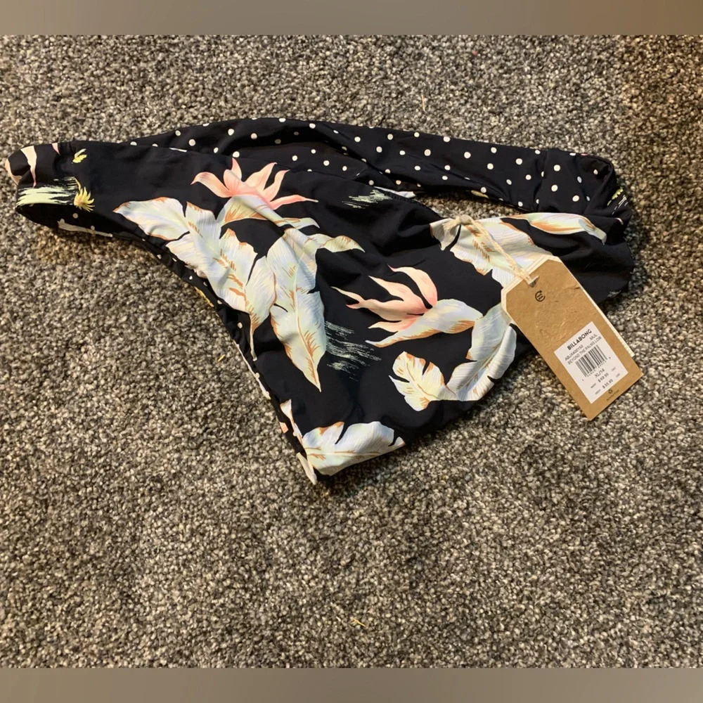 NWT Billabong - Beyond the Palms Low Rise Reversible Bikini - XL14 - Picture 3 of 6